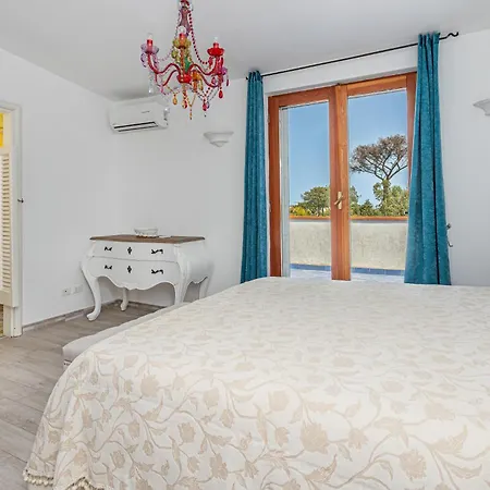 La Luna Di Carta * Ischia